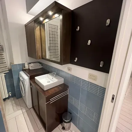 Al Piano 1 * אנקונה